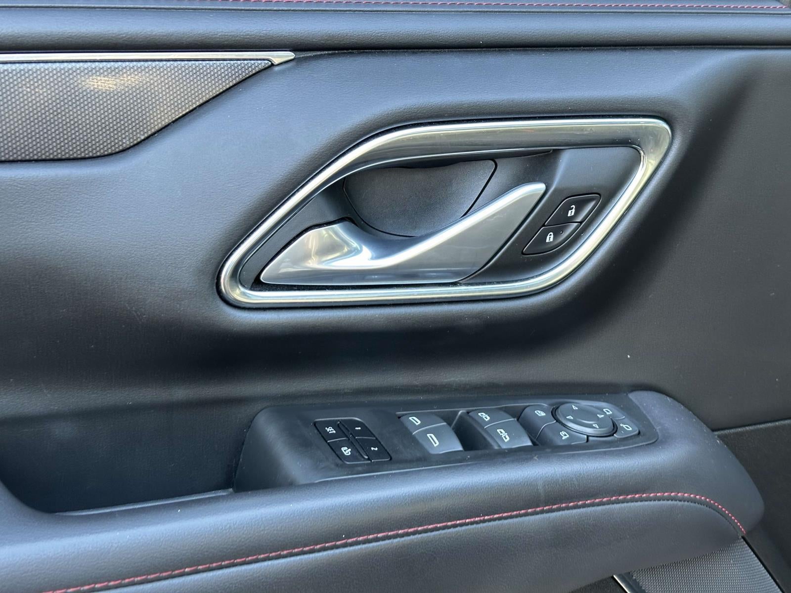 2022 Chevrolet Suburban 4WD RST