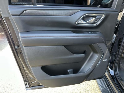 2022 Chevrolet Suburban 4WD RST