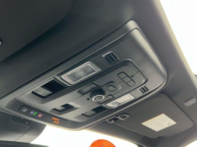 2024 Chevrolet Suburban 4WD RST