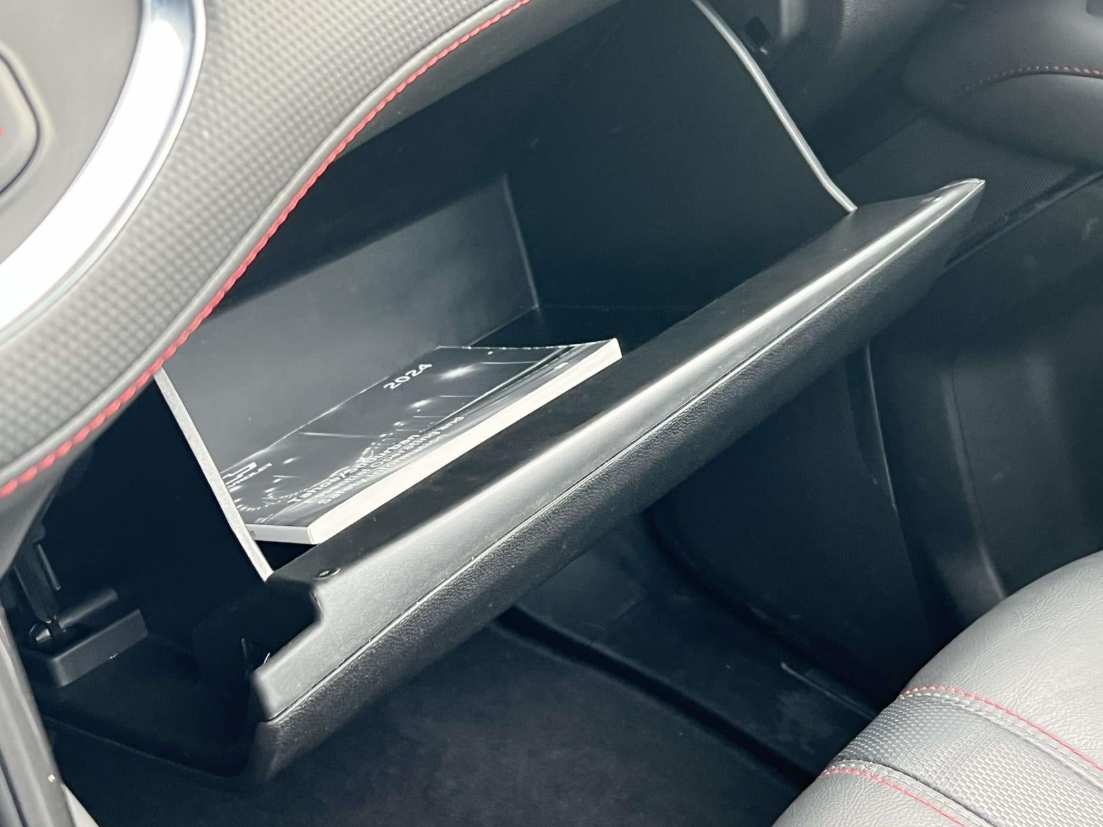 2024 Chevrolet Suburban 4WD RST