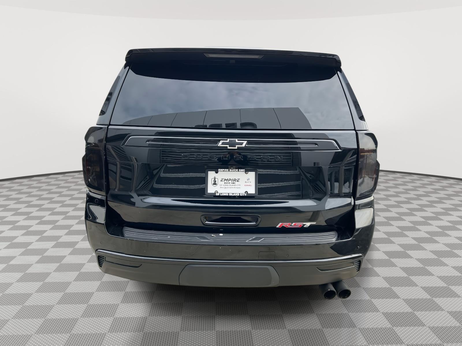 2024 Chevrolet Suburban 4WD RST