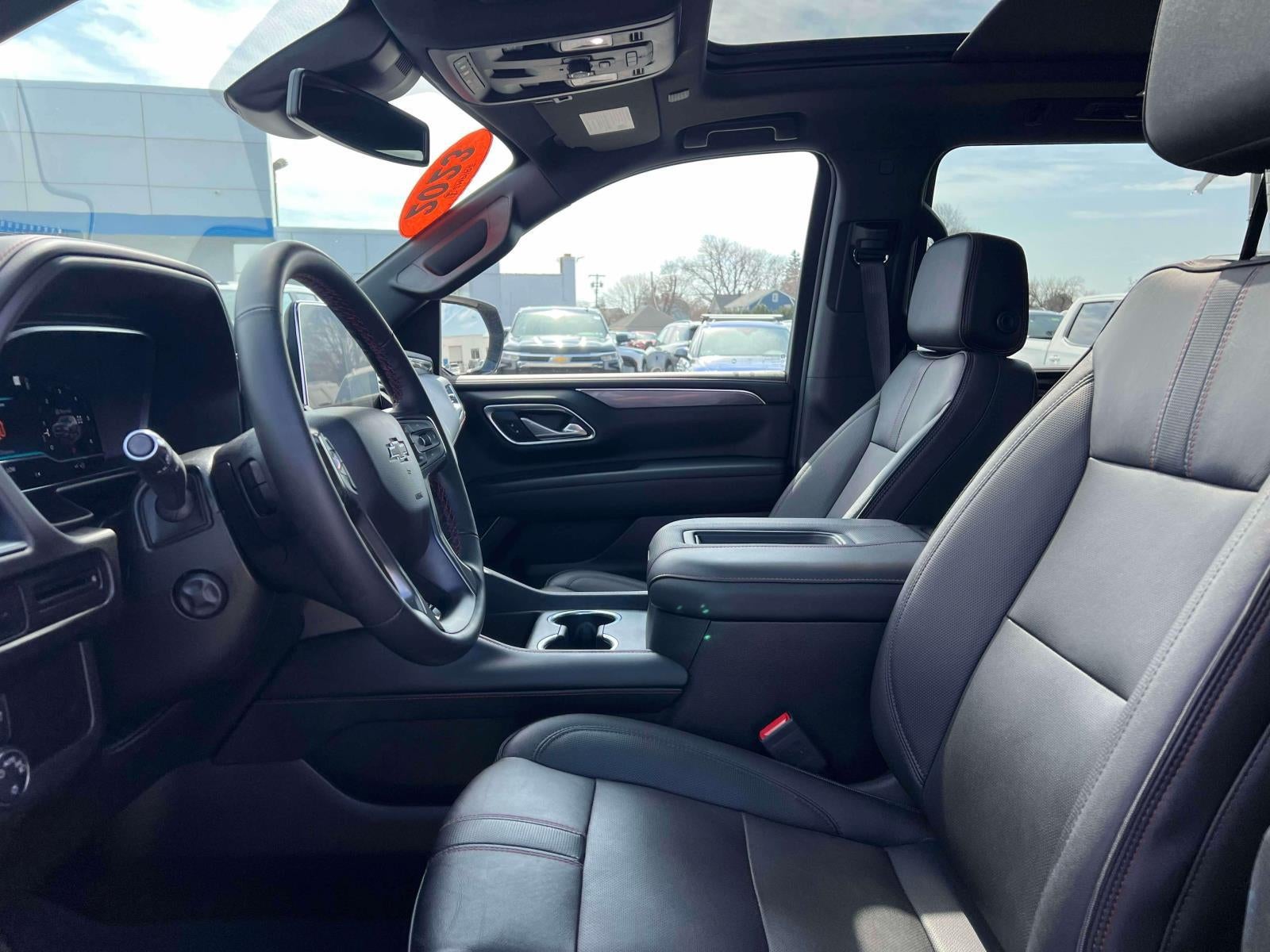 2023 Chevrolet Suburban 4WD RST