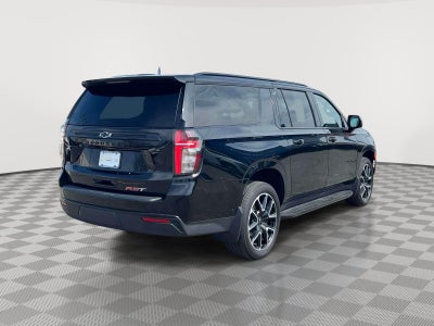 2023 Chevrolet Suburban 4WD RST