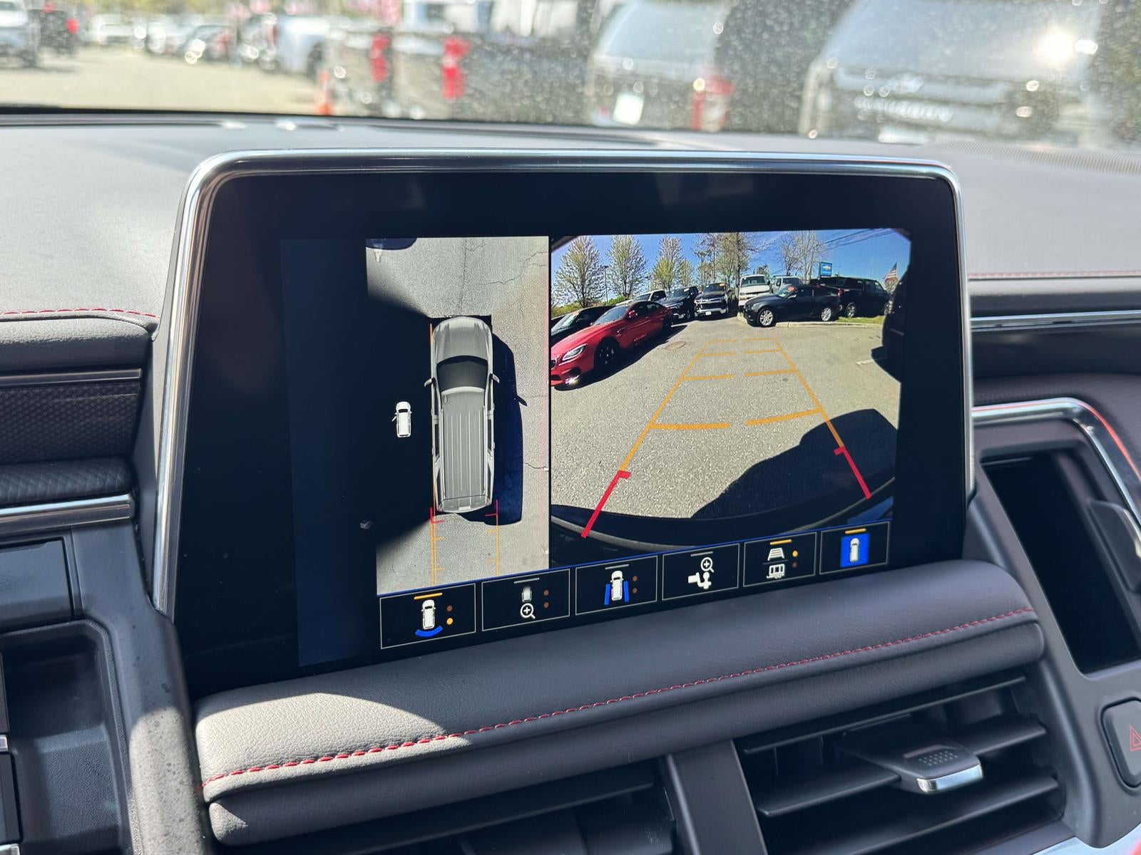 2024 Chevrolet Suburban RST