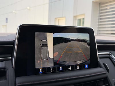 2024 Chevrolet Suburban 4WD RST