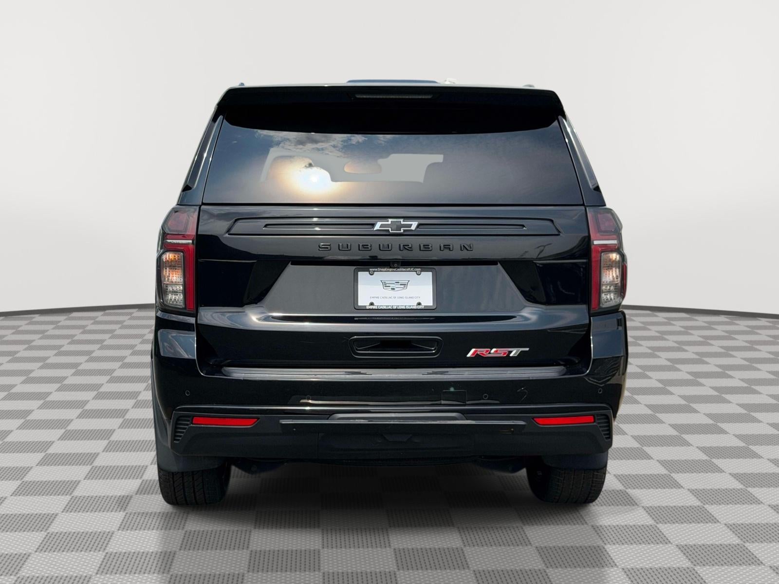 2023 Chevrolet Suburban RST
