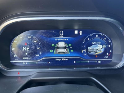 2023 Chevrolet Suburban 4WD RST