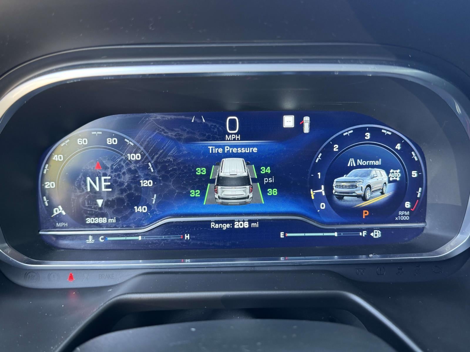2023 Chevrolet Suburban 4WD RST