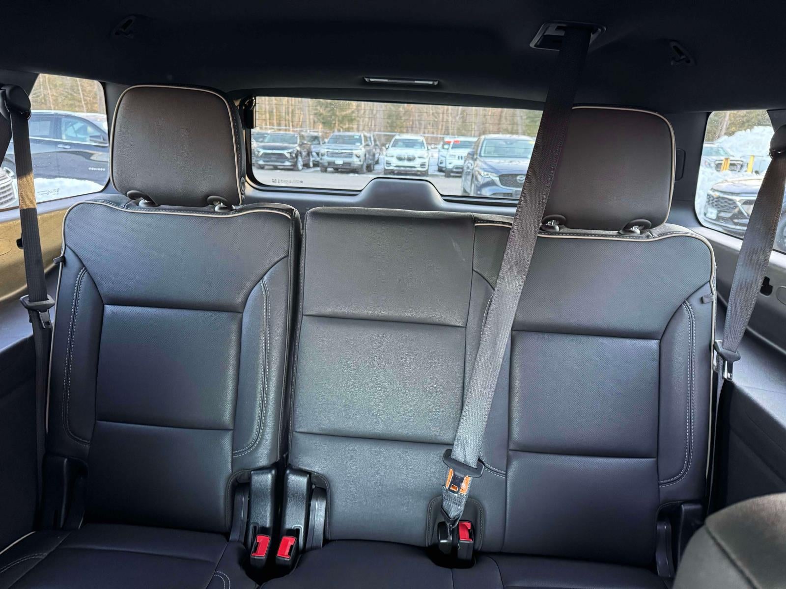 2023 Chevrolet Suburban 4WD Premier