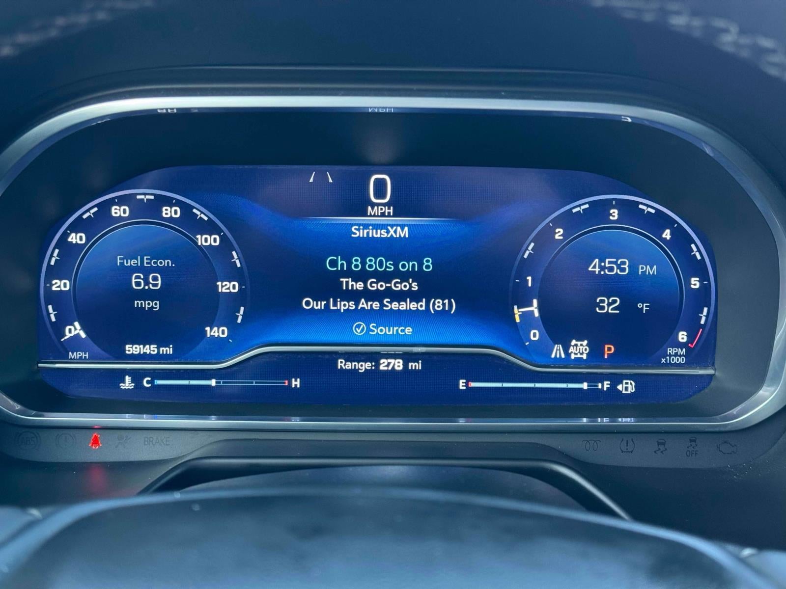 2023 Chevrolet Suburban 4WD Premier