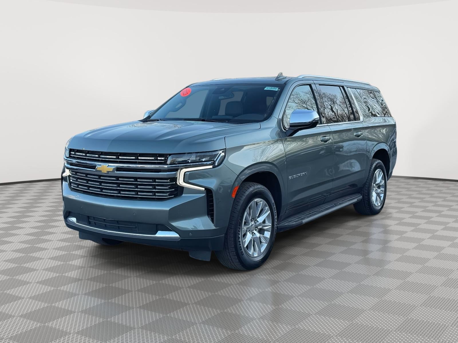 2023 Chevrolet Suburban 4WD Premier