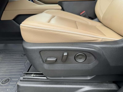 2023 Chevrolet Suburban 4WD Premier