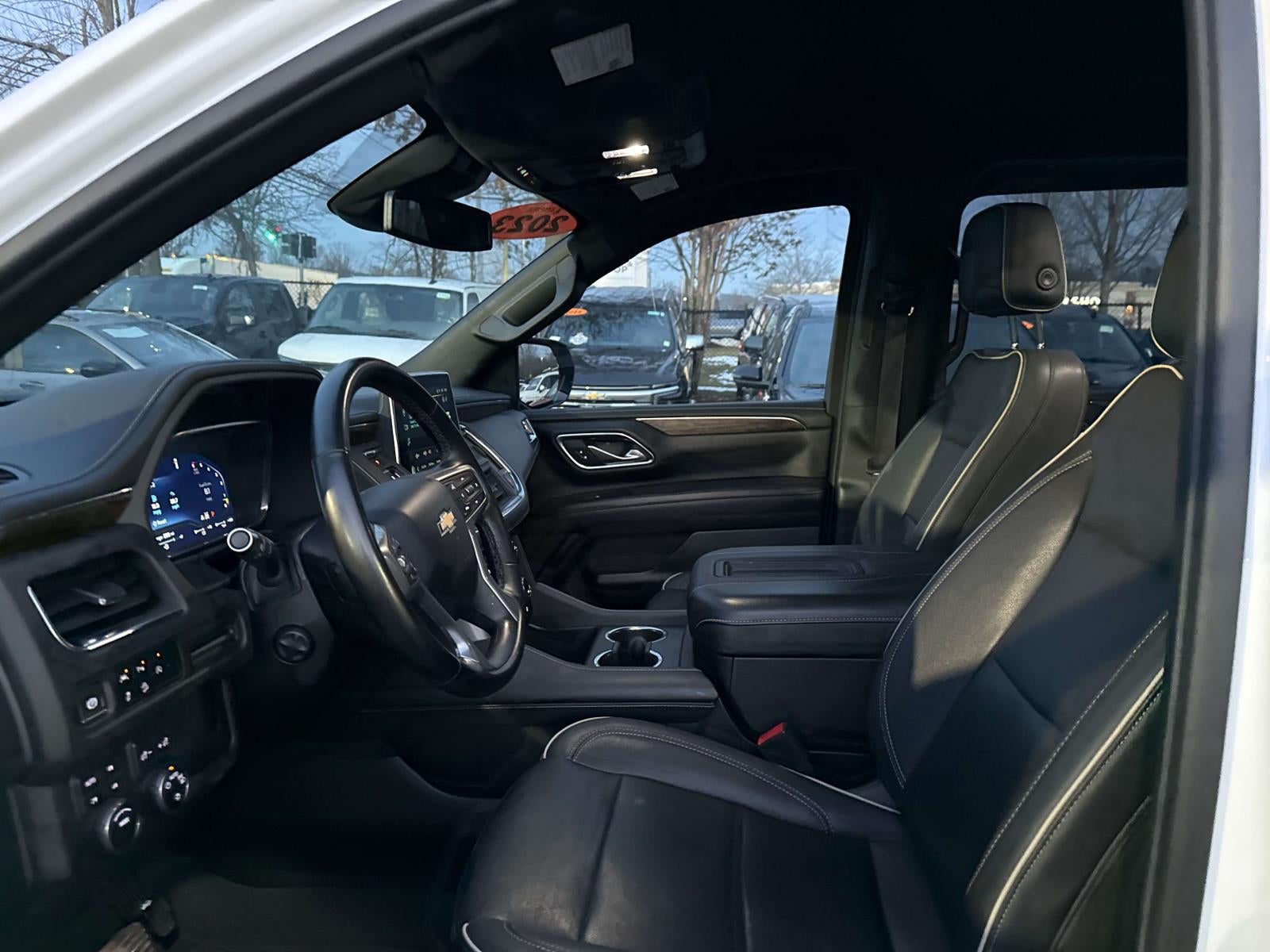 2023 Chevrolet Suburban 4WD Premier