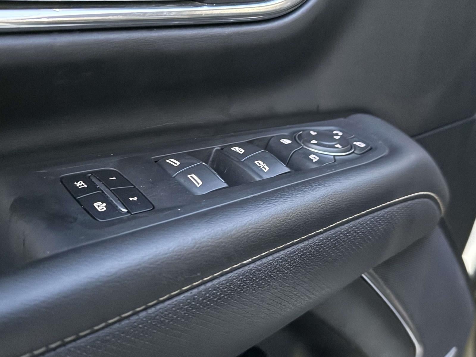 2023 Chevrolet Suburban 4WD Premier