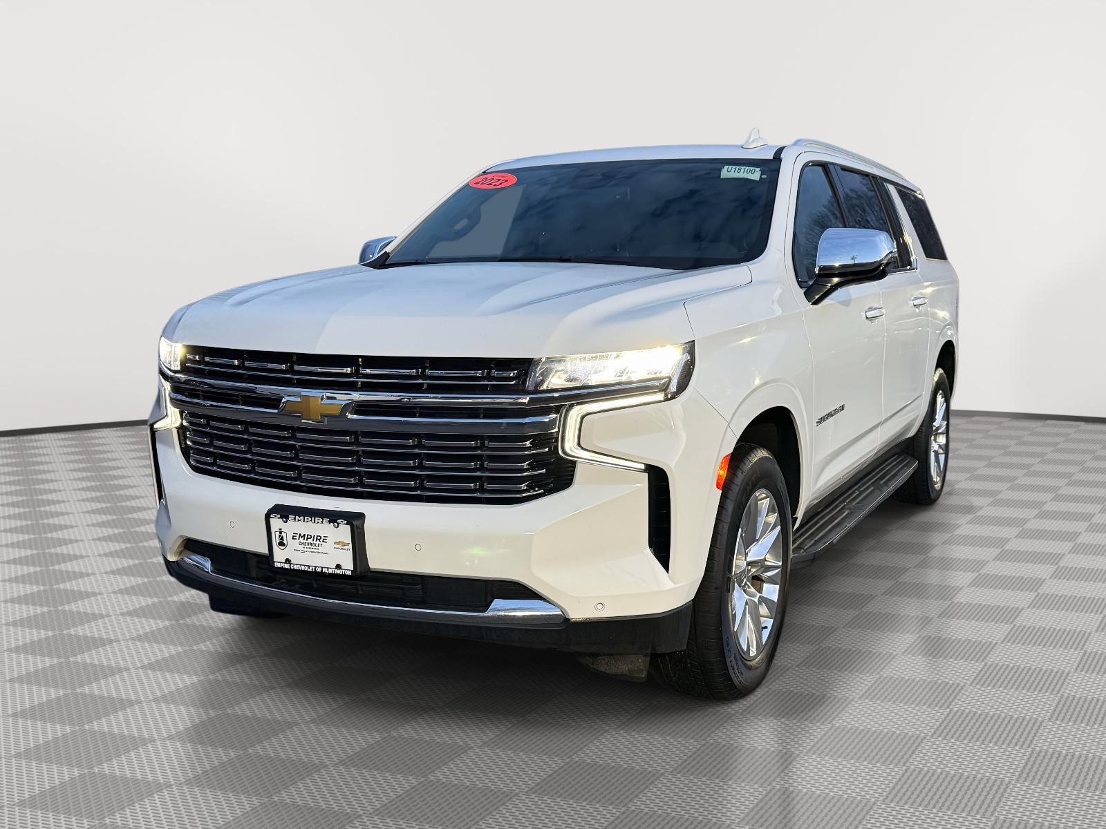 2023 Chevrolet Suburban 4WD Premier