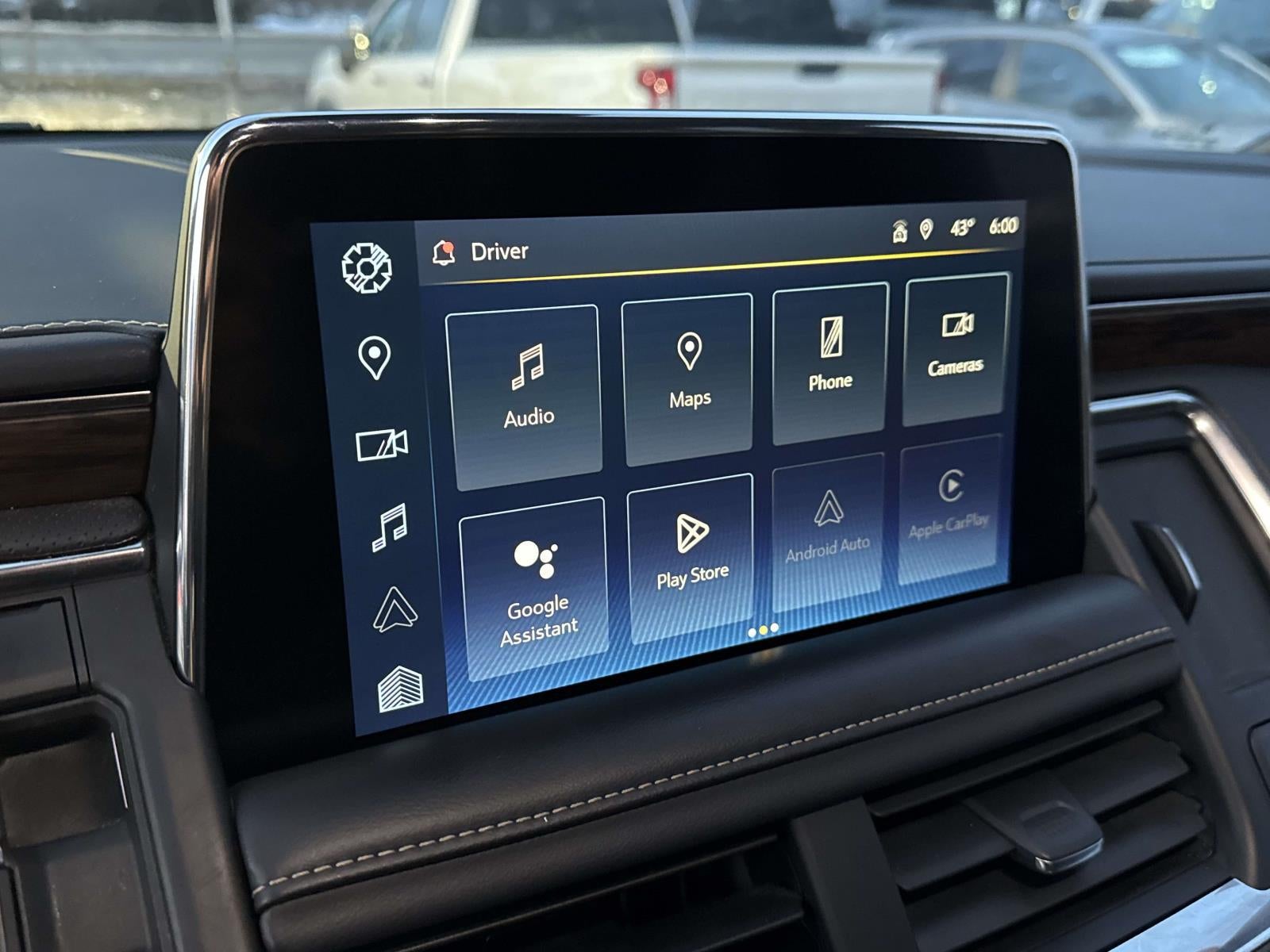 2023 Chevrolet Suburban 4WD Premier