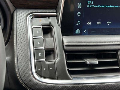 2024 Chevrolet Suburban 4WD Premier