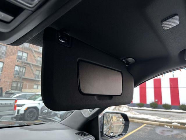 2024 Chevrolet Suburban 4WD Premier