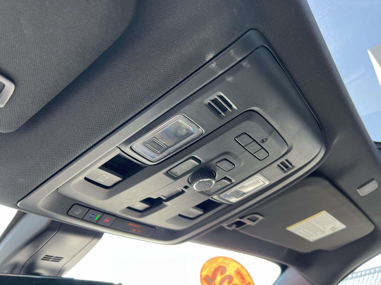 2022 Chevrolet Suburban 4WD High Country