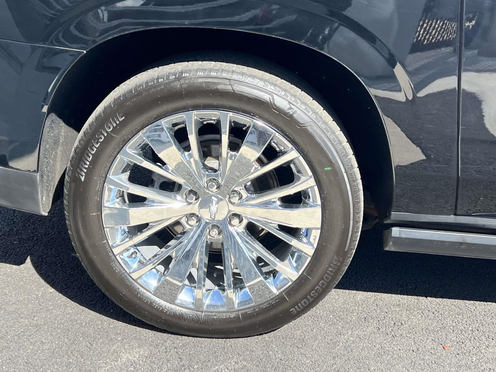 2022 Chevrolet Suburban 4WD High Country
