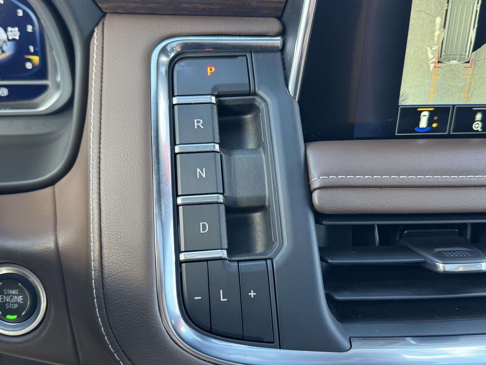 2023 Chevrolet Suburban 4WD High Country