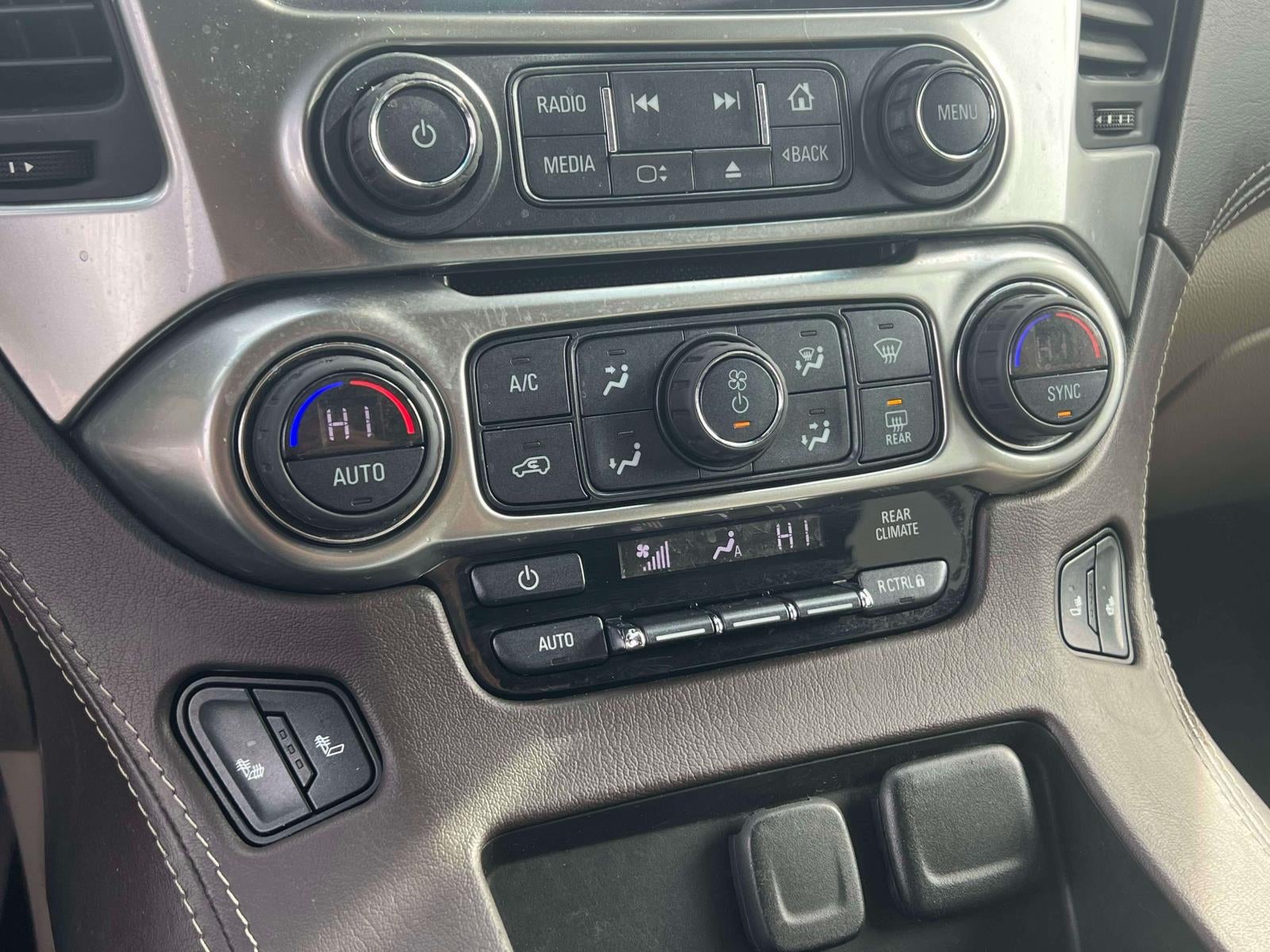 2018 Chevrolet Suburban LT