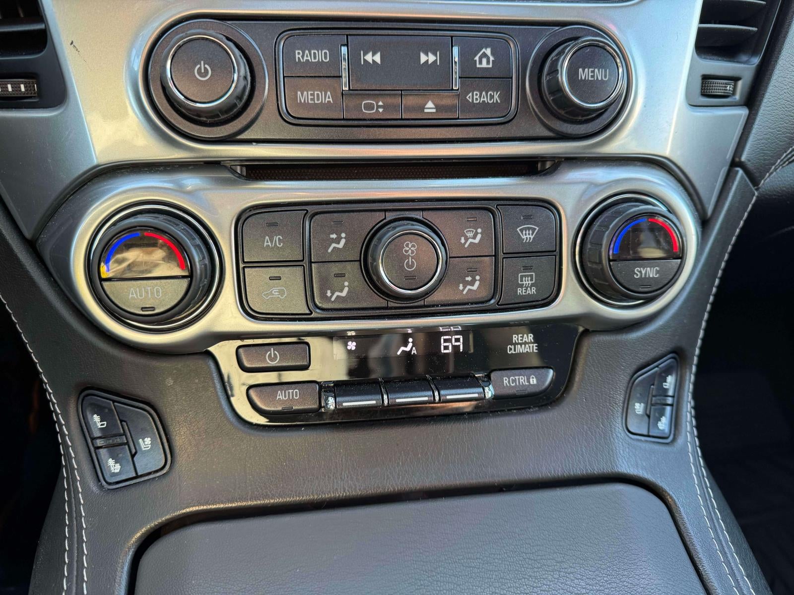 2020 Chevrolet Suburban 4WD Premier