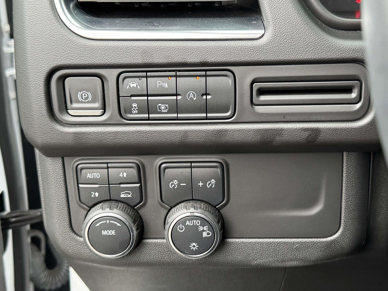 2024 Chevrolet Tahoe 4WD RST