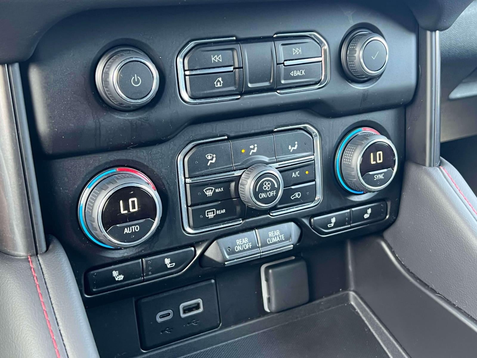 2024 Chevrolet Tahoe 4WD RST
