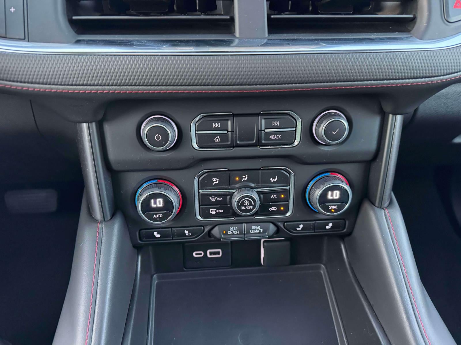 2023 Chevrolet Tahoe 4WD RST