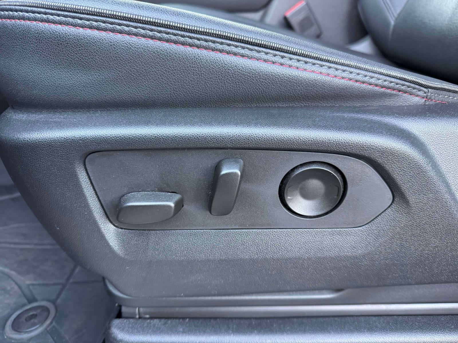 2023 Chevrolet Tahoe 4WD RST