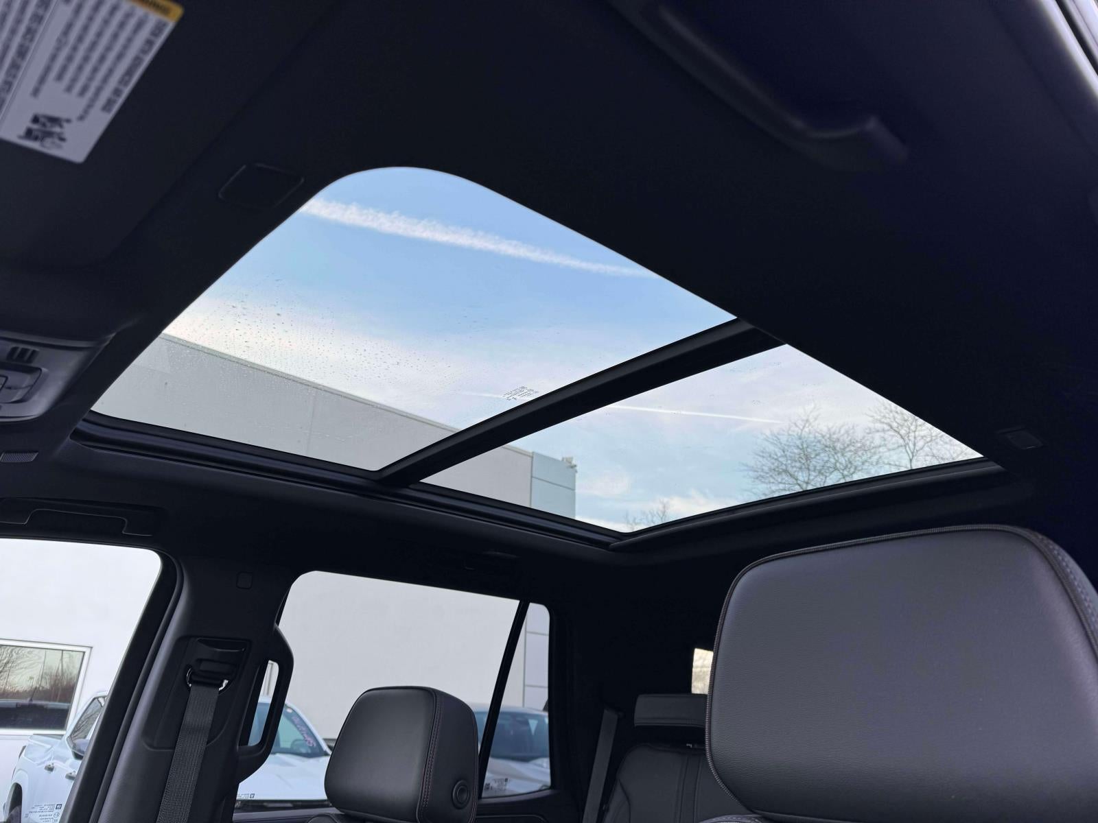 2023 Chevrolet Tahoe 4WD RST