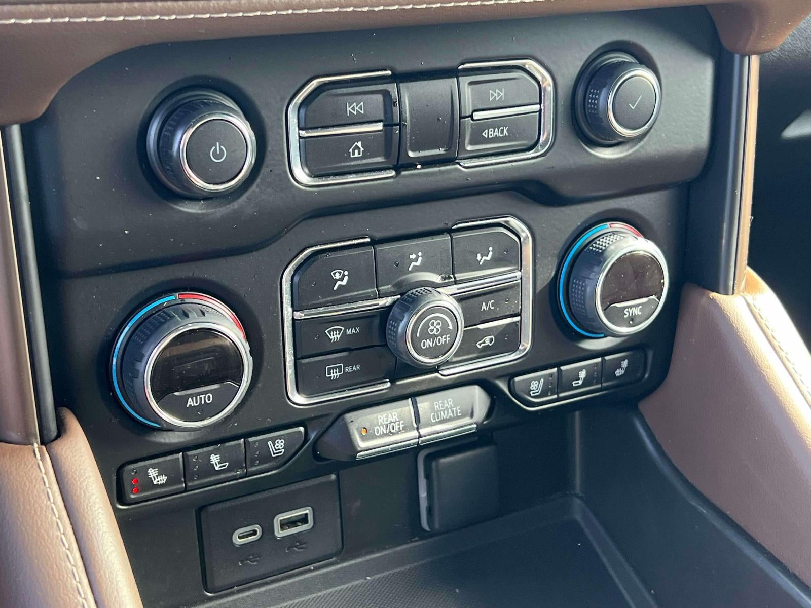 2023 Chevrolet Tahoe 4WD High Country