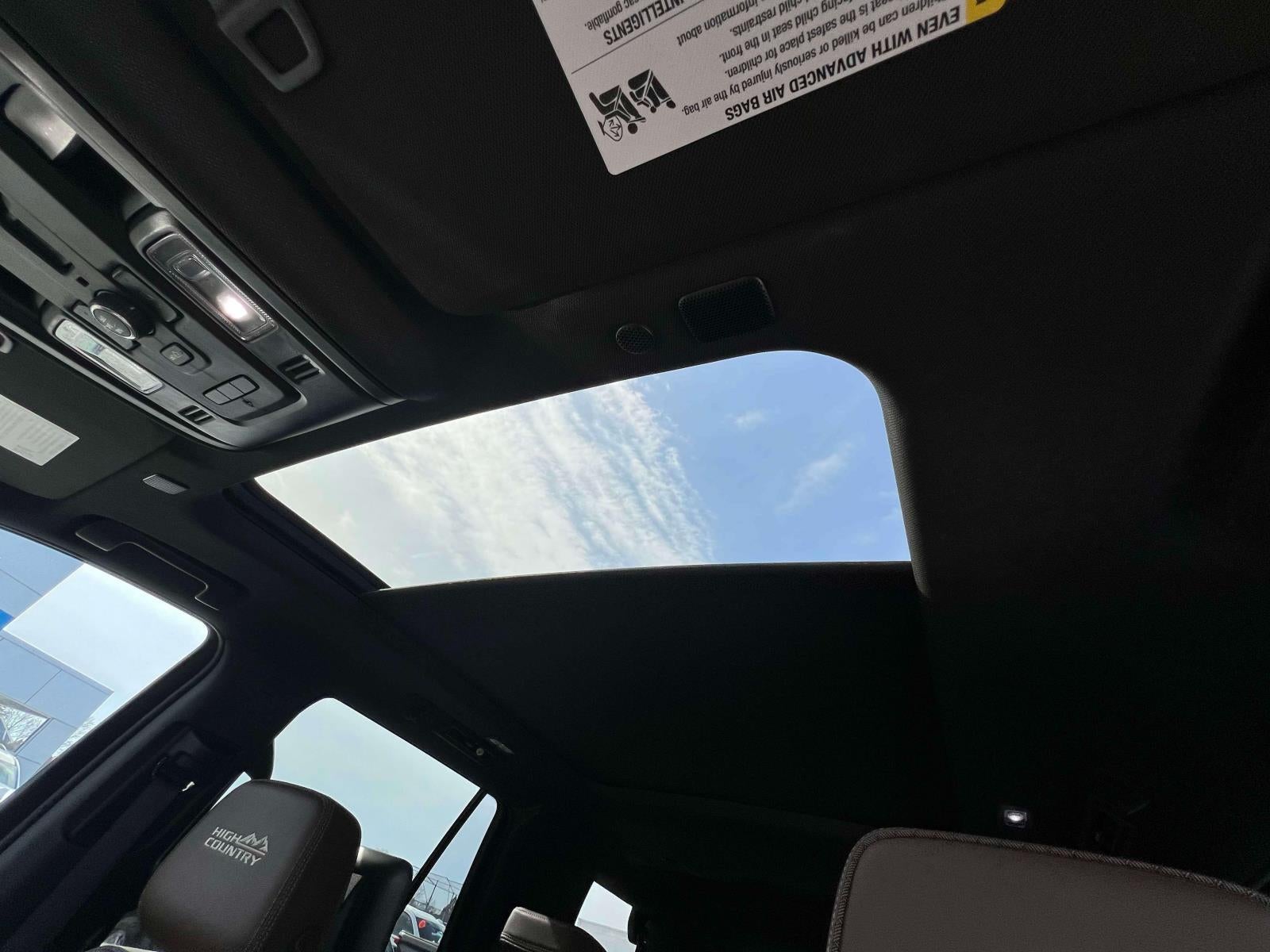 2023 Chevrolet Tahoe 4WD High Country