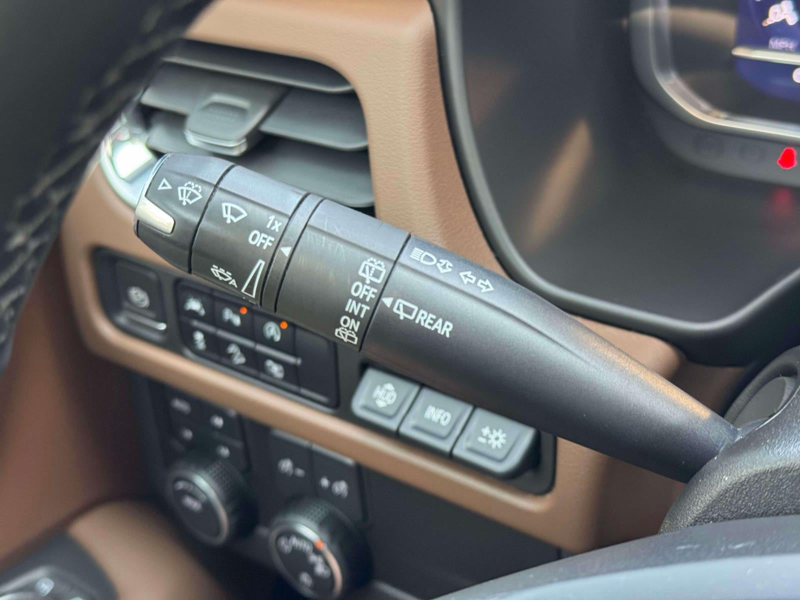 2023 Chevrolet Tahoe 4WD High Country