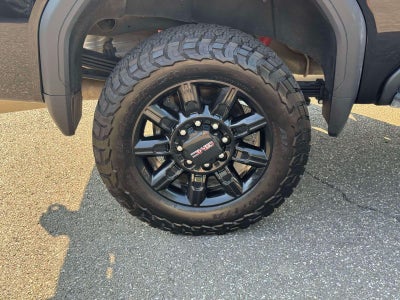 2025 GMC Sierra 2500HD Crew Cab, Standard Bed, AT4, 4WD