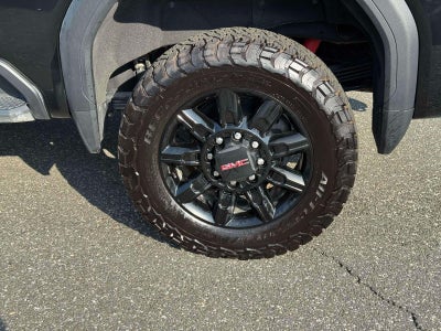 2025 GMC Sierra 2500HD Crew Cab, Standard Bed, AT4, 4WD