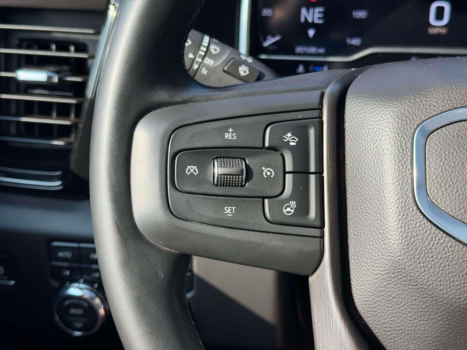 2025 GMC Sierra 2500HD Crew Cab, Standard Bed, AT4, 4WD