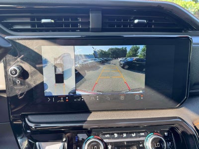 2025 GMC Sierra 2500HD Crew Cab, Standard Bed, AT4, 4WD