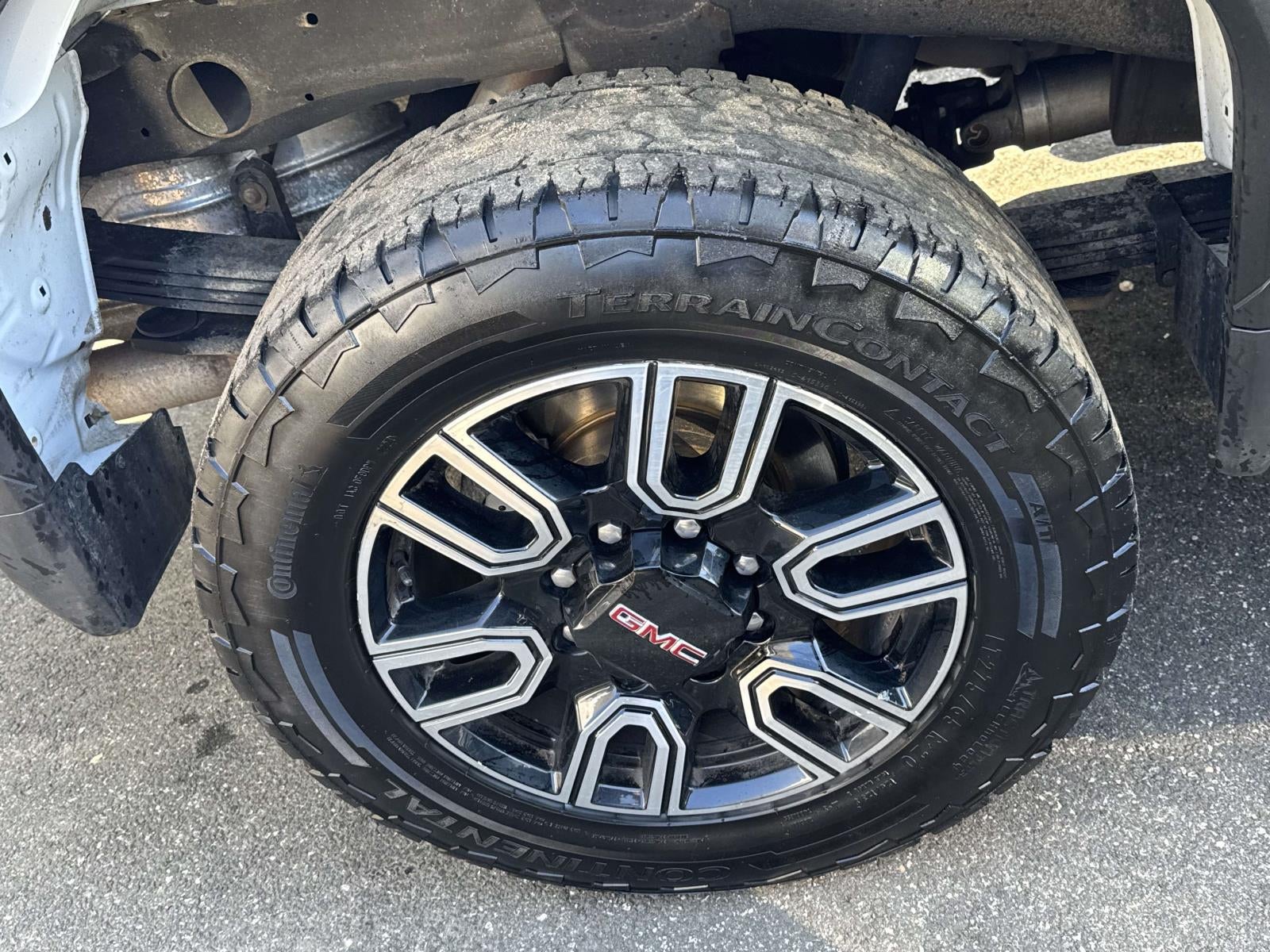 2022 GMC Sierra 2500HD 4WD Crew Cab Standard Bed Pro