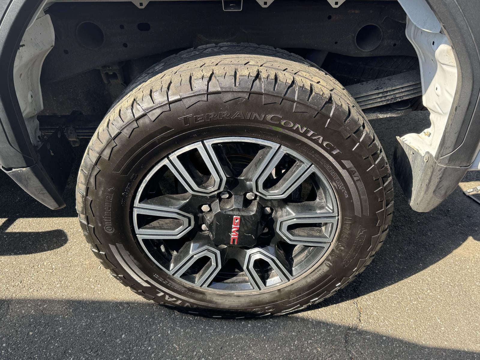 2022 GMC Sierra 2500HD 4WD Crew Cab Standard Bed Pro