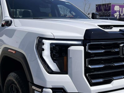 2024 GMC Sierra 2500HD 4WD Crew Cab Standard Bed AT4
