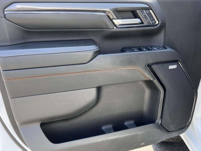 2024 GMC Sierra 2500HD 4WD Crew Cab Standard Bed AT4