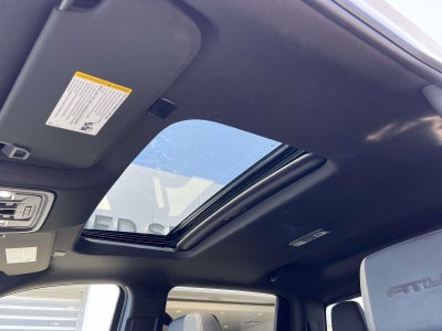 2024 GMC Sierra 2500HD 4WD Crew Cab Standard Bed AT4