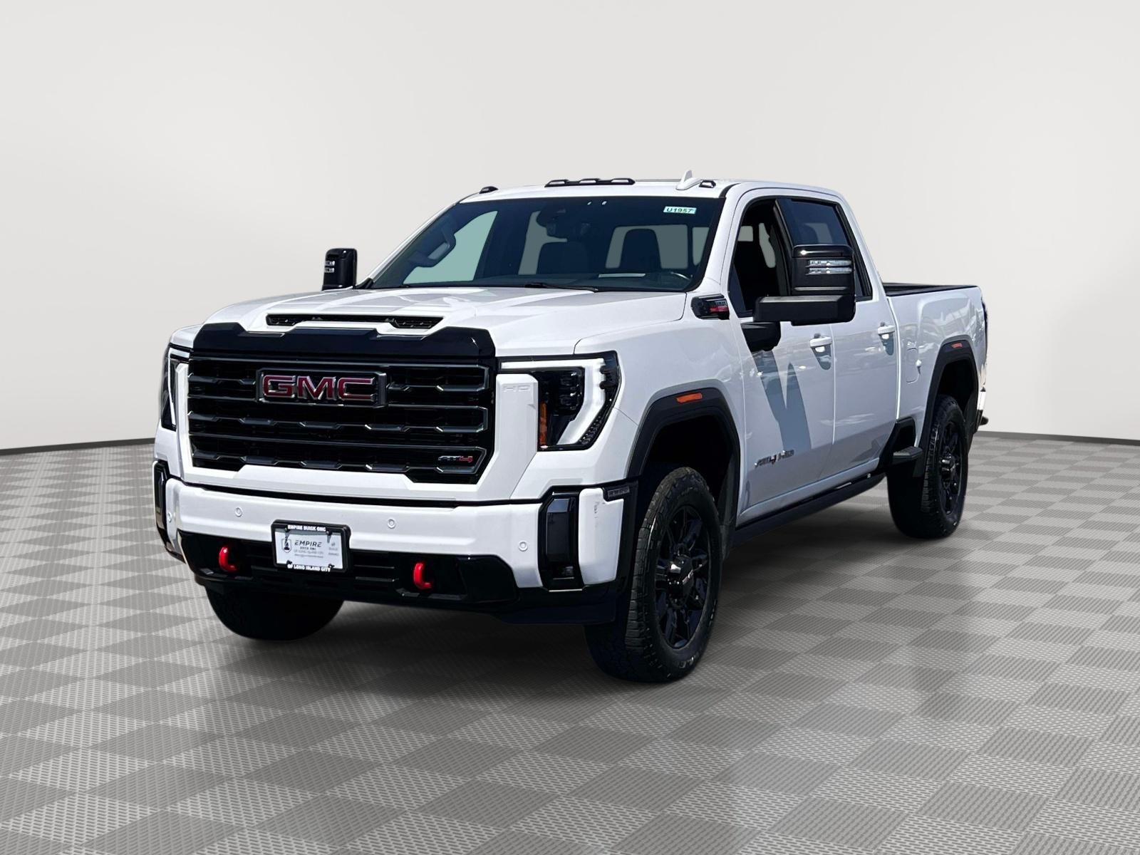 2024 GMC Sierra 2500HD 4WD Crew Cab Standard Bed AT4