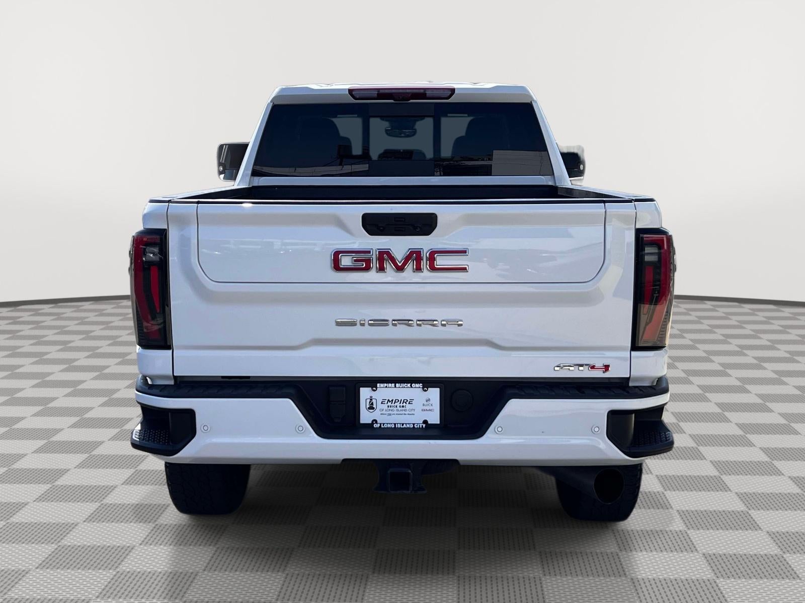 2024 GMC Sierra 2500HD 4WD Crew Cab Standard Bed AT4