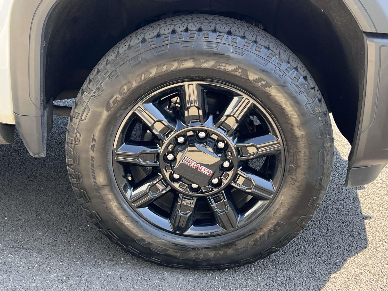 2024 GMC Sierra 2500HD 4WD Crew Cab Standard Bed AT4