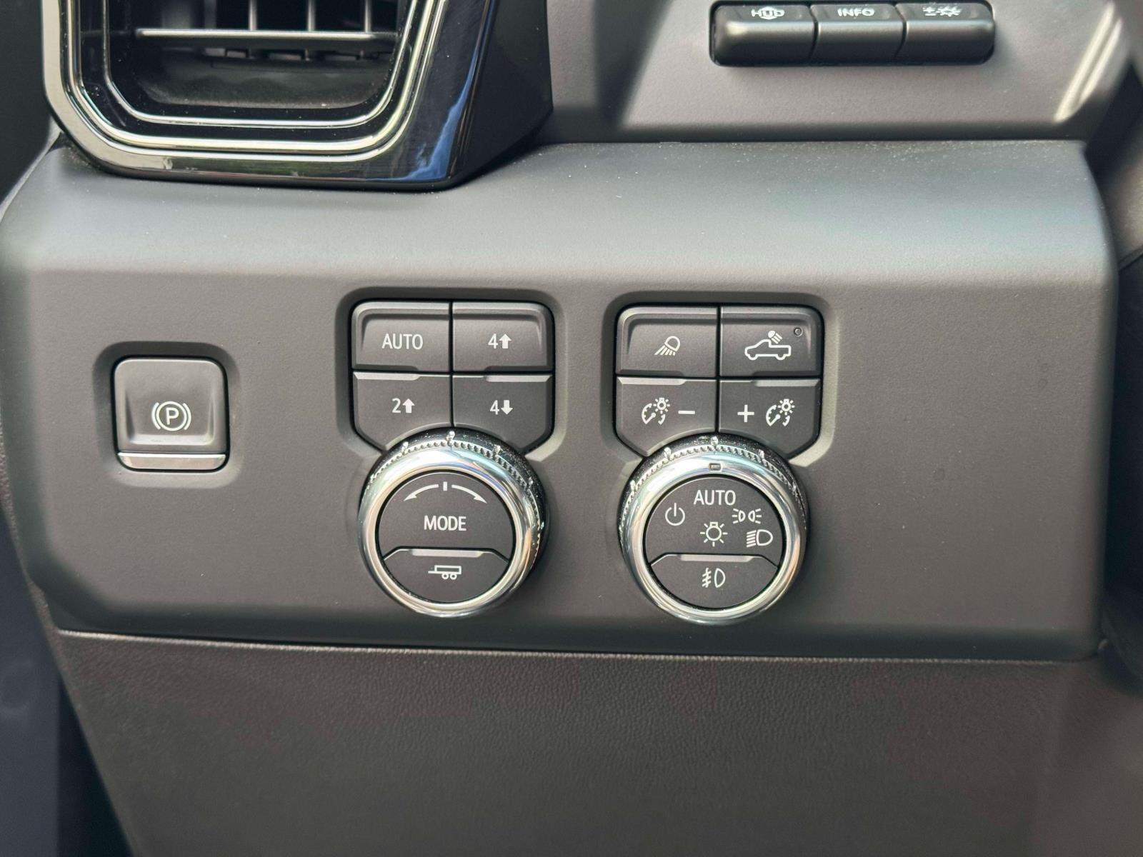 2024 GMC Sierra 2500HD AT4