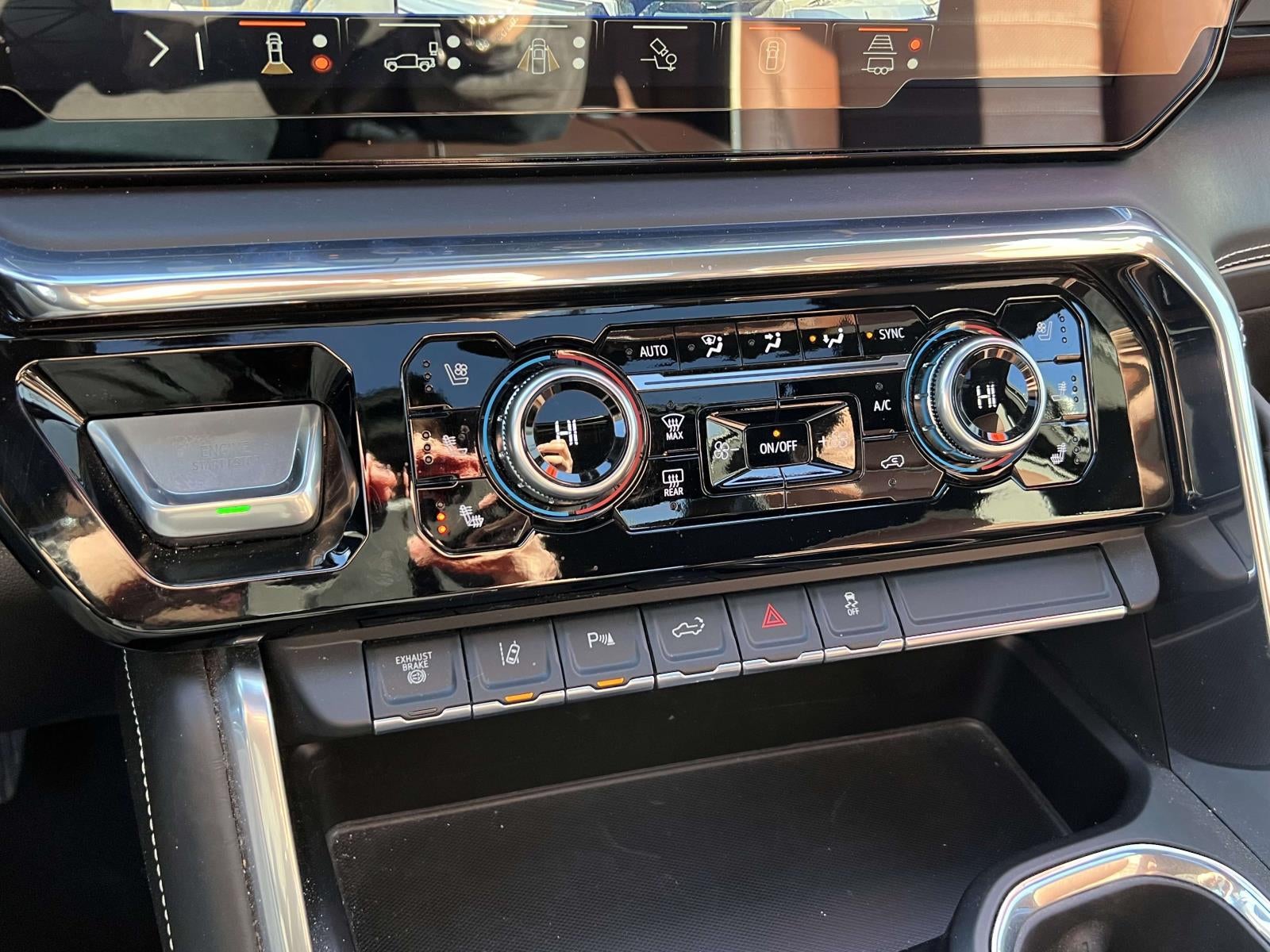 2024 GMC Sierra 3500HD 4WD Crew Cab Long Bed Denali Ultimate