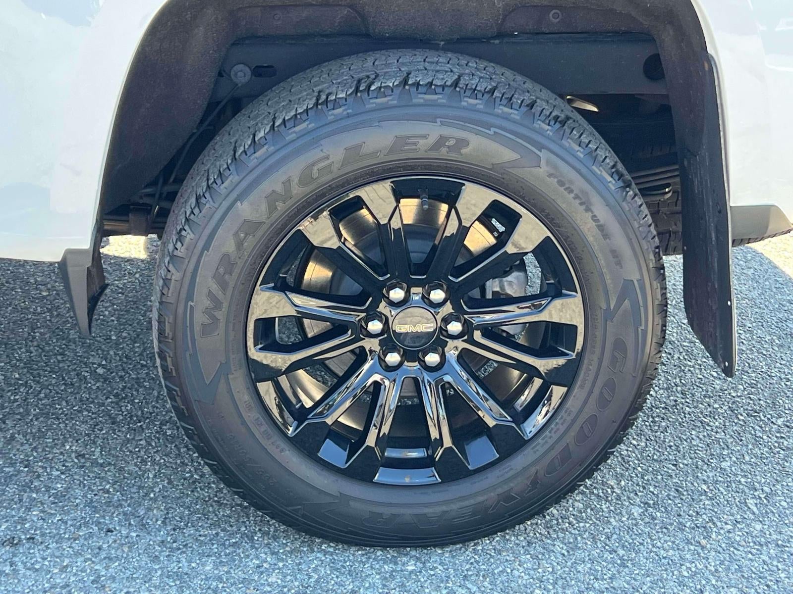 2022 GMC Canyon 4WD Crew Cab Short Box Elevation